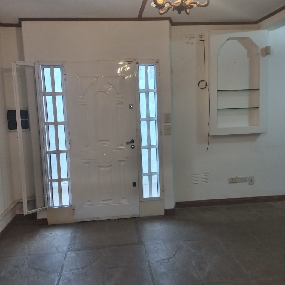 Duplex y monoambiente en venta en Grand Bourg OPORTUNIAD DE INVERSION