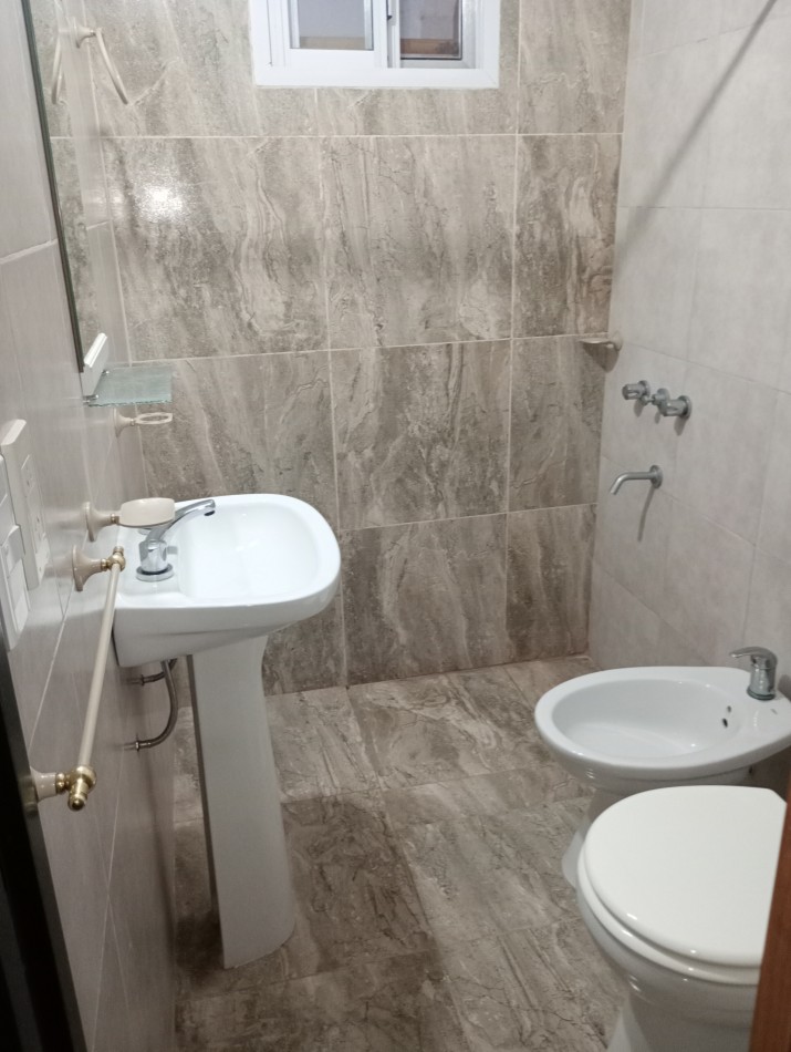 Duplex y monoambiente en venta en Grand Bourg OPORTUNIAD DE INVERSION